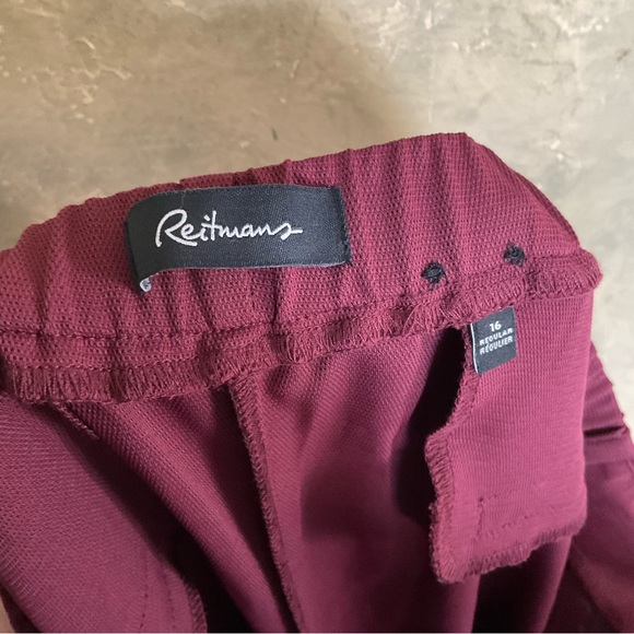 Reitmans Button Front Cropped Wide Leg Pants - Picture 3 of 7